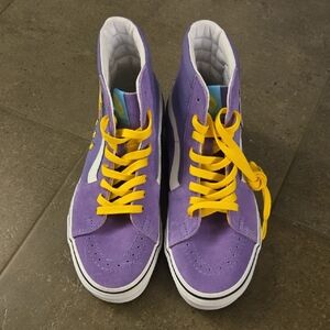 Vans Sneakers, Lisa Simpson. new no box